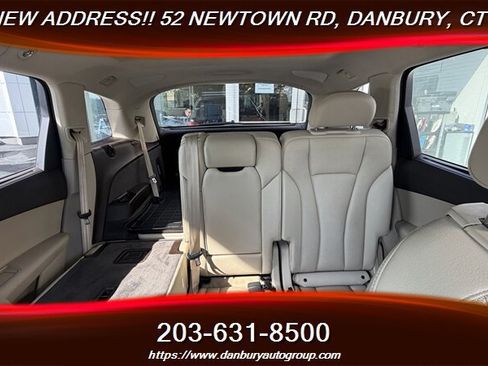 Used 2018 Audi Q7 3.0T Prestige w/ Prestige Package AWD/4WD image 28