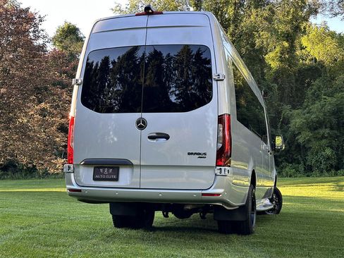 Used 2023 Mercedes-Benz Sprinter 3500 w/ Parking Package image 31