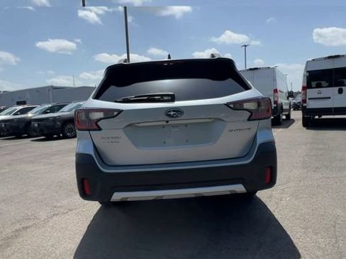 Used 2021 Subaru Outback Limited AWD/4WD image 7