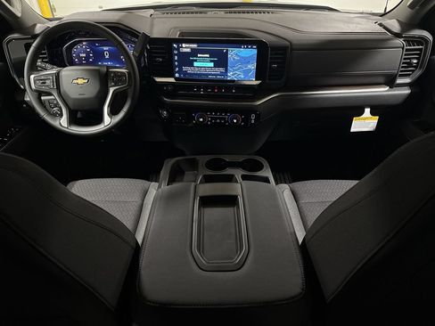 New 2026 Chevrolet Silverado 1500 LT w/ Z71 Off-Road Package AWD/4WD image 10