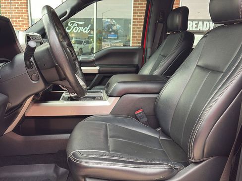 Used 2018 Ford F150 Lariat w/ Equipment Group 502A Luxury AWD/4WD image 11