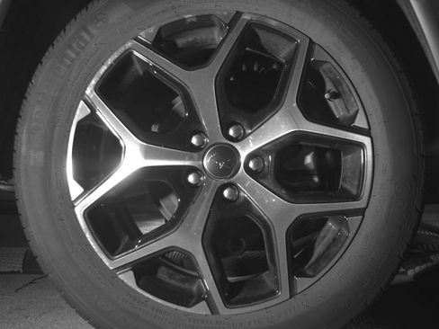 Used 2025 Jeep Compass Limited image 15