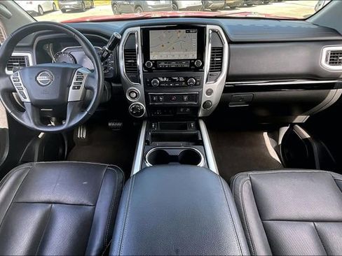 Used 2021 Nissan Titan SV w/ SV Convenience Package AWD/4WD image 7
