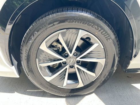 Certified 2024 Lexus RZ 300e Premium w/ Cold Area Package FWD image 9