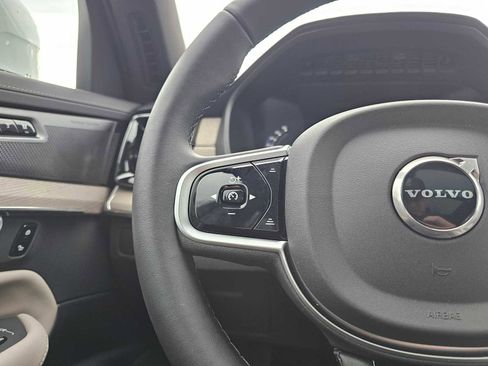 New 2026 Volvo XC90 T8 Plus w/ Protection Package Premier AWD/4WD image 32