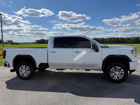 Used 2020 GMC Sierra 2500 Denali w/ Denali Ultimate Package AWD/4WD image 5