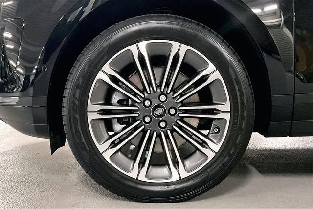 Certified 2026 Land Rover Range Rover Evoque S AWD/4WD image 8