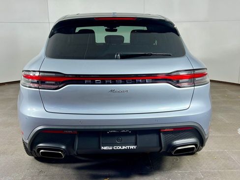 Certified 2025 Porsche Macan image 6