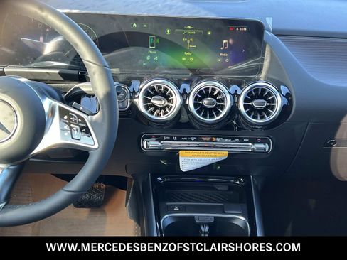 New 2026 Mercedes-Benz GLA 250 4MATIC image 14