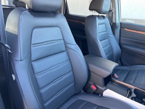 Used 2020 Honda CR-V Touring image 34
