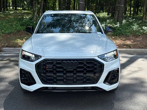 Used 2025 Audi SQ5 Premium Plus AWD/4WD image 2