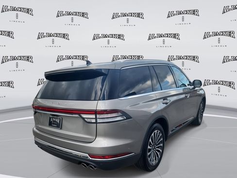 Used 2023 Lincoln Aviator Reserve w/ Equipment Group 201A image 5