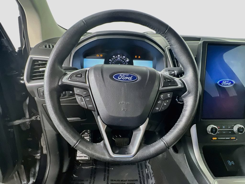 Used 2024 Ford Edge SEL AWD/4WD image 10
