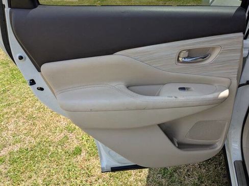 Used 2015 Nissan Murano SL image 27