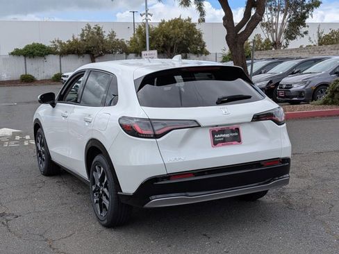 New 2026 Honda HR-V EX-L image 7