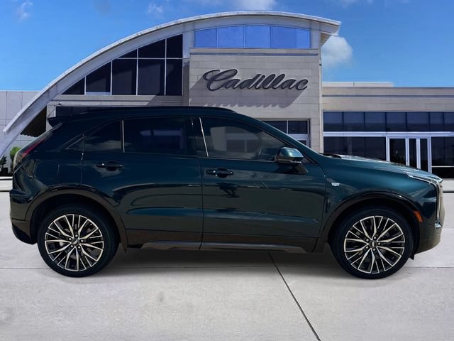 Used 2024 Cadillac XT4 Sport FWD image 4