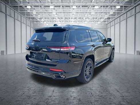 Used 2025 Jeep Grand Cherokee L Summit AWD/4WD image 7