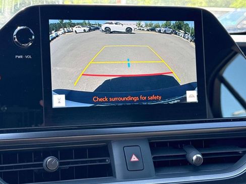 Used 2024 Lexus UX 250h F Sport AWD/4WD image 11