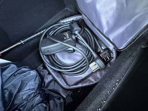 Used 2018 Tesla Model S 100D image 33