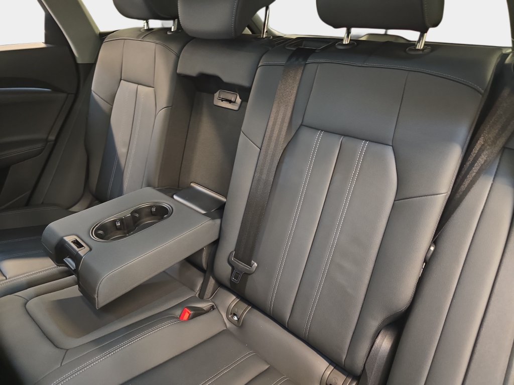 Certified 2026 Audi Q5 Premium AWD/4WD image 14