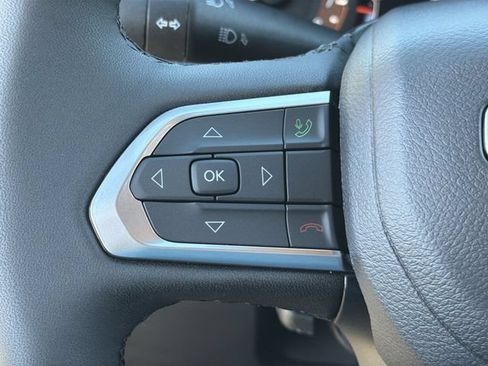New 2026 Jeep Compass Latitude AWD/4WD image 24