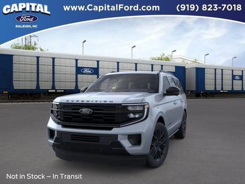 New 2026 Ford Expedition Platinum w/ Stealth Appearance Package AWD/4WD image 2