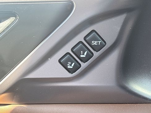 Certified 2024 Subaru Legacy Touring XT AWD/4WD image 32