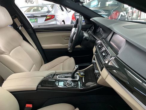 Used 2013 BMW 535i xDrive Sedan image 12