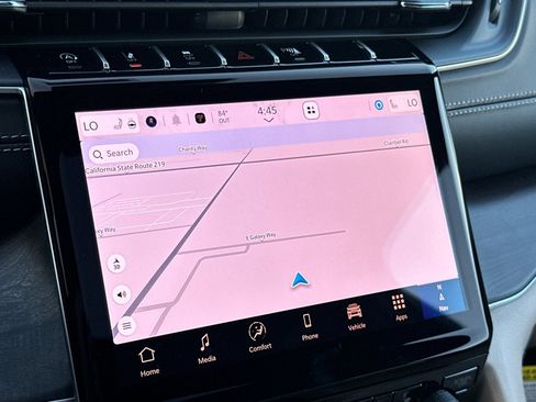 New 2025 Jeep Grand Cherokee Limited w/ Luxury Tech Group II image 19