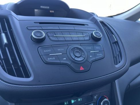 Used 2017 Ford C-MAX SE image 23