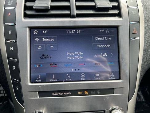 Used 2020 Lincoln MKZ w/ Convenience Package FWD image 12