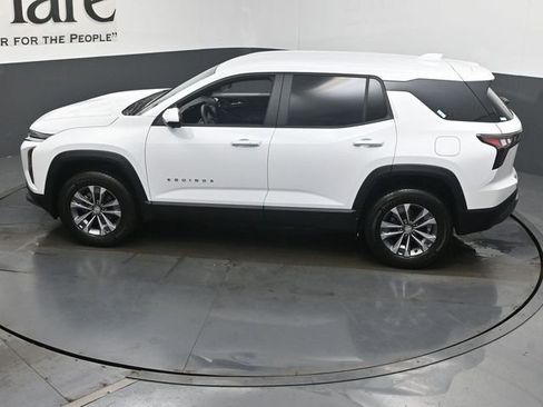 New 2026 Chevrolet Equinox LT w/ Safety and Technology Package image 21