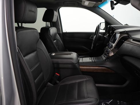 Used 2018 GMC Yukon Denali image 11