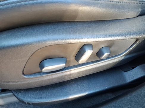 Used 2019 Cadillac XT5 Premium Luxury w/ Driver Assist Package image 26