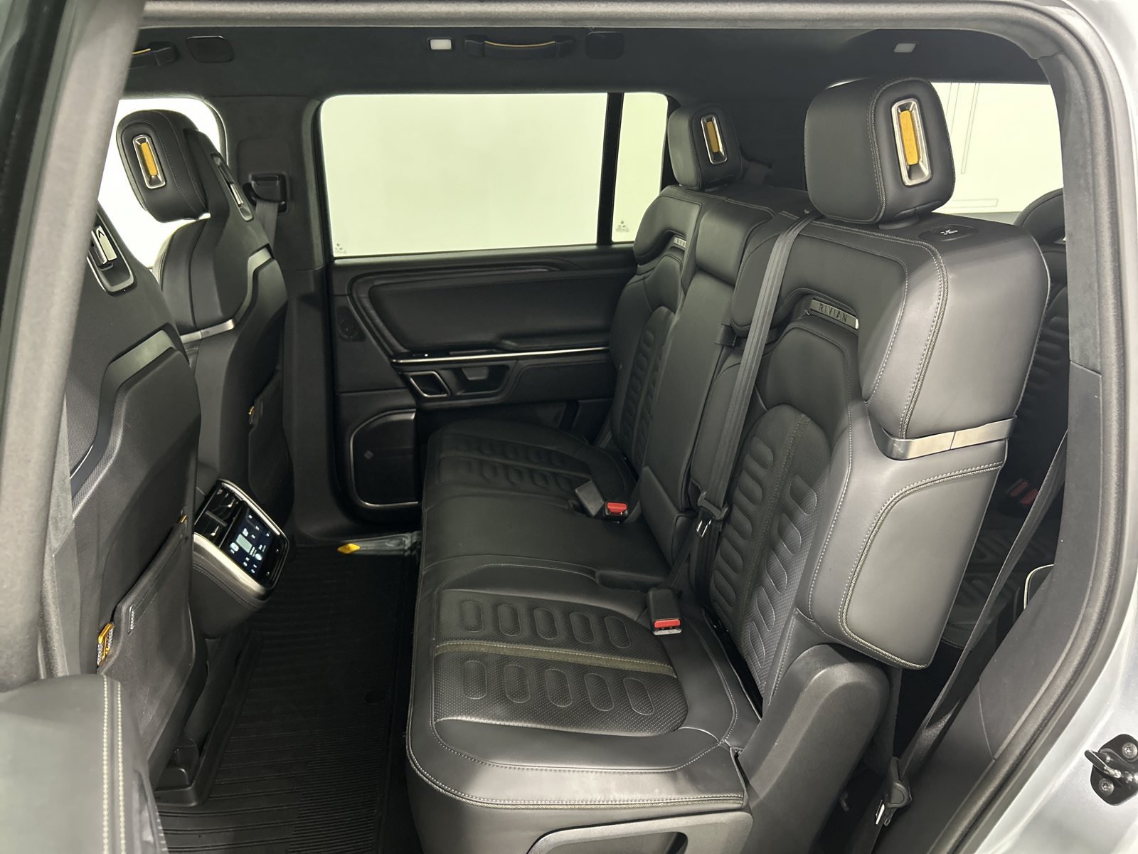 Used 2023 Rivian R1S Adventure Quad AWD/4WD image 21
