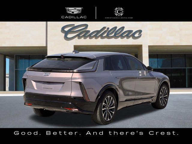 Used 2024 Cadillac Lyriq Sport AWD/4WD image 3