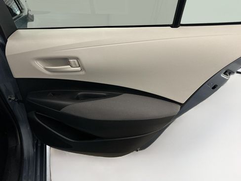 Used 2023 Toyota Corolla LE image 31