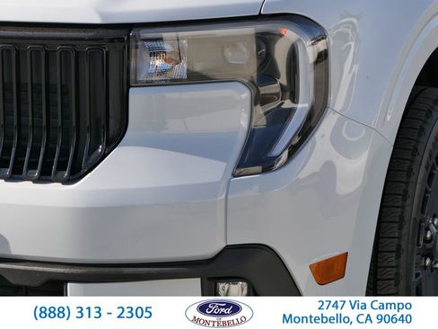 Used 2026 Ford Maverick Lobo AWD/4WD image 11