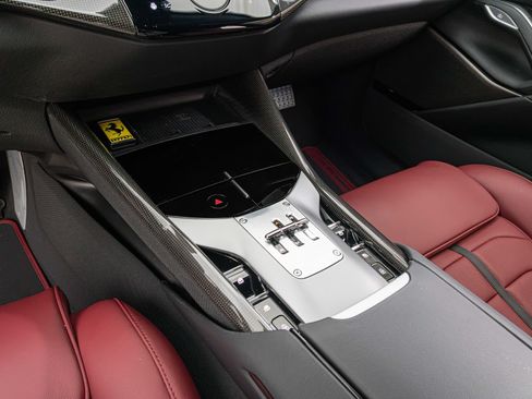 Certified 2026 Ferrari Purosangue AWD/4WD image 6