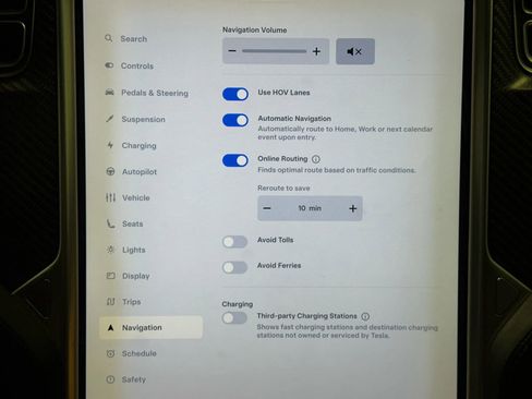 Used 2018 Tesla Model X 75D image 37