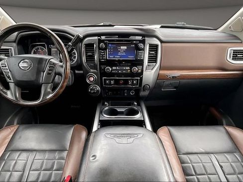 Used 2017 Nissan Titan Platinum Reserve AWD/4WD image 14
