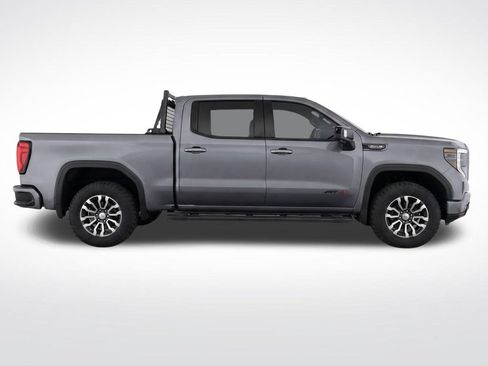 Used 2021 GMC Sierra 1500 AT4 w/ AT4 Premium Package AWD/4WD image 9