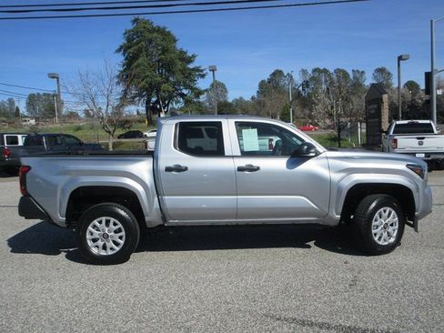 Used 2024 Toyota Tacoma SR w/ SR Upgrade Package image 3
