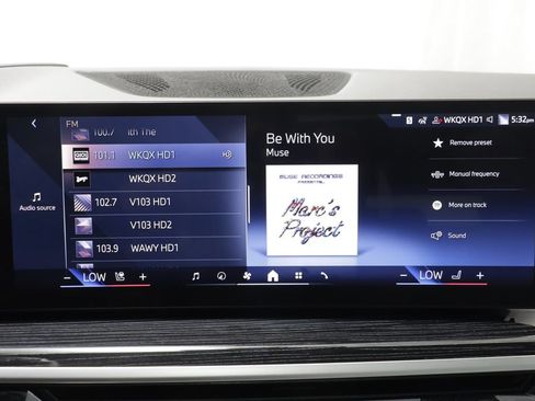 Used 2024 BMW X5 xDrive40i w/ M Sport Package AWD/4WD image 10
