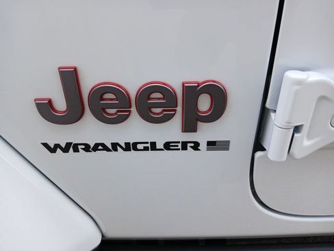 Used 2026 Jeep Wrangler Unlimited Rubicon w/ Safety Group AWD/4WD image 10