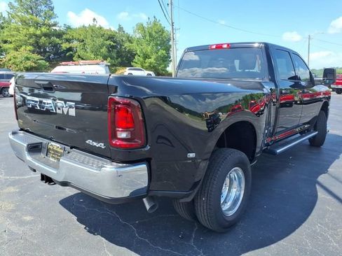 New 2026 RAM 3500 Tradesman w/ Chrome Appearance Group AWD/4WD image 3