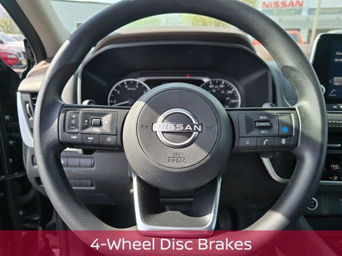 Used 2023 Nissan Rogue SV FWD image 16