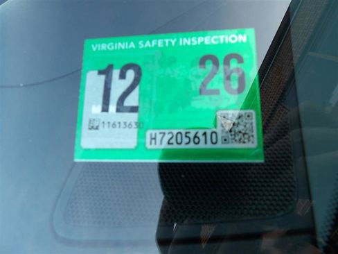 Used 2022 Chevrolet Silverado 1500 Custom image 27