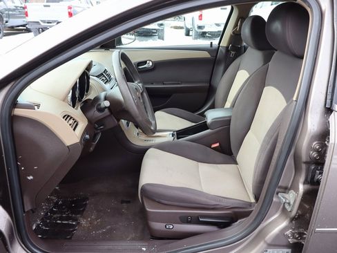 Used 2012 Chevrolet Malibu LS w/ LS Uplevel Package image 3