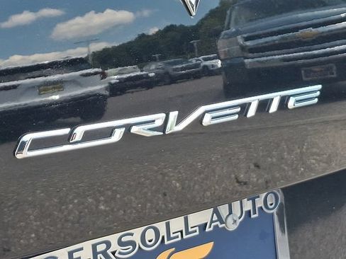 Used 2016 Chevrolet Corvette Stingray Coupe RWD image 30